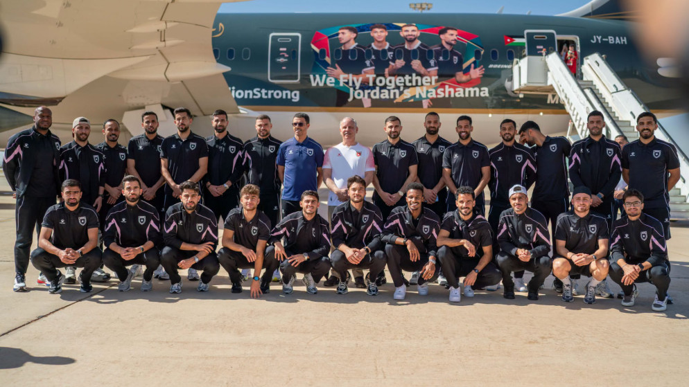 وصول طائرة منتخب النشامى إلى مطار الملكة علياء