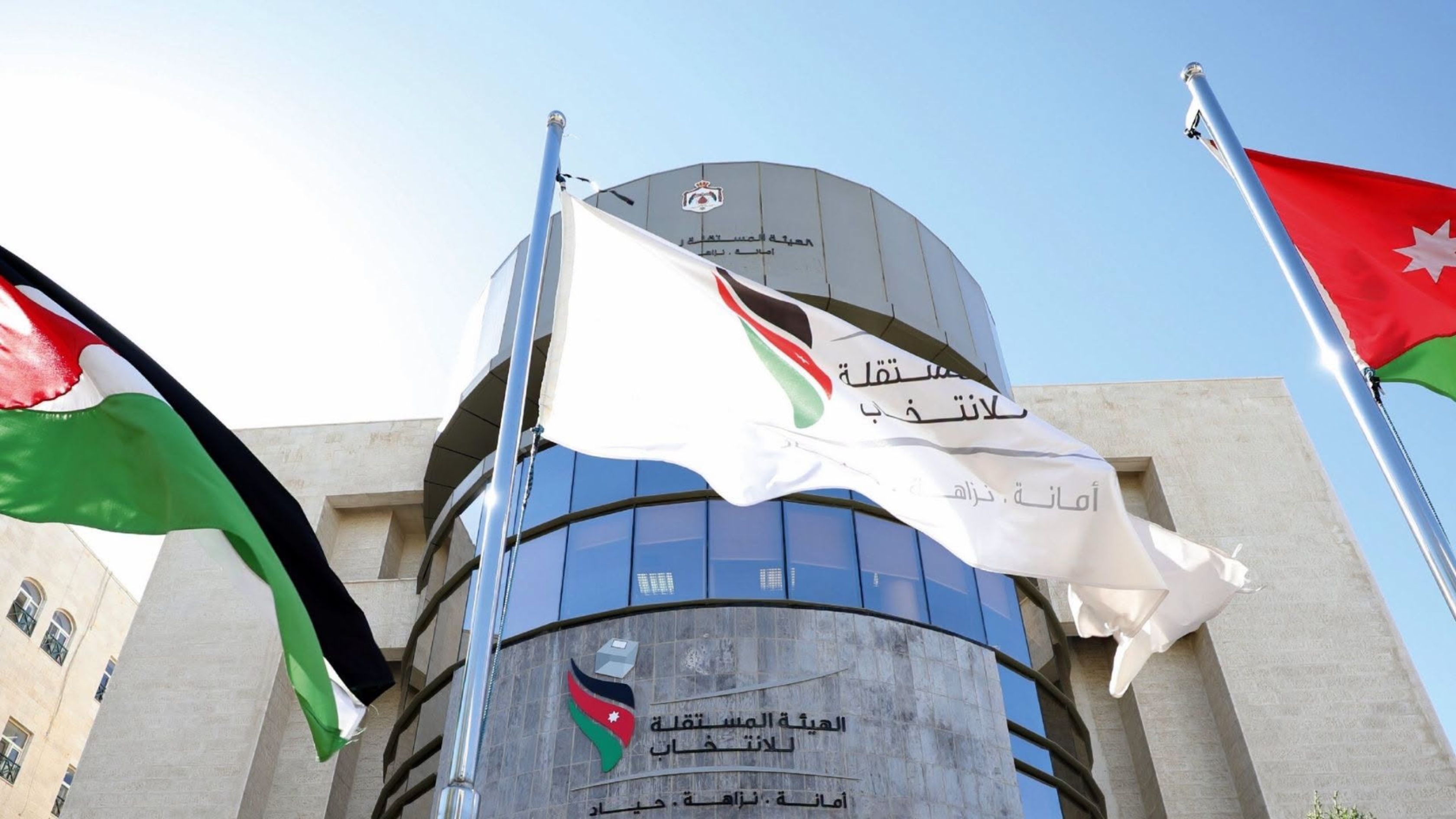 بدء اعتماد الصحفيين والمصورين لتغطية انتخابات غرف التجارة