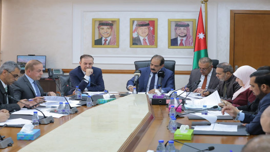 القانونية النيابية تناقش مشروع قانون معدل الأحوال المدنية