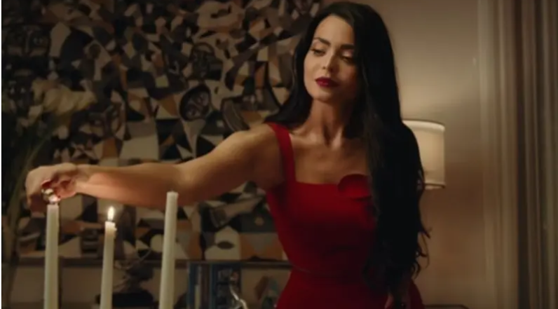 مشاهد خادشة ..  هجمة حادة على فيلم السلم والثعبان2