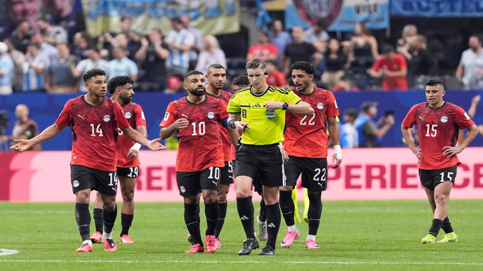 الاتحاد المصري يعرب عن استيائه من حكم مباراة الأرجنتين