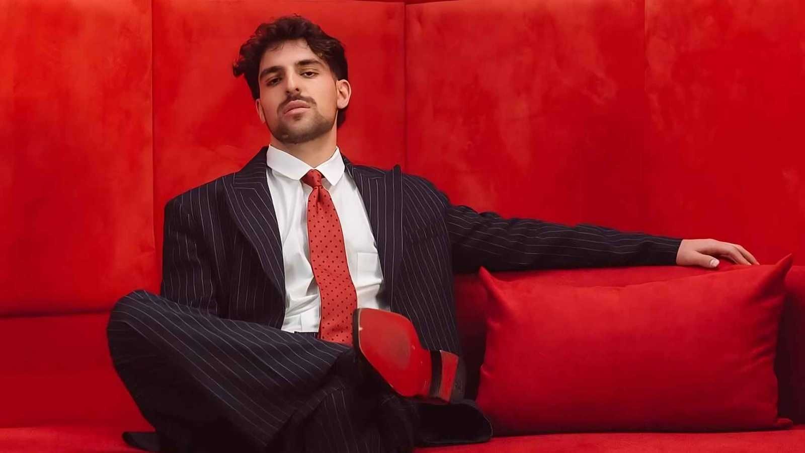 بعد كلمنتينا ساينت ليفانت يواصل التألق بألبوم جديد