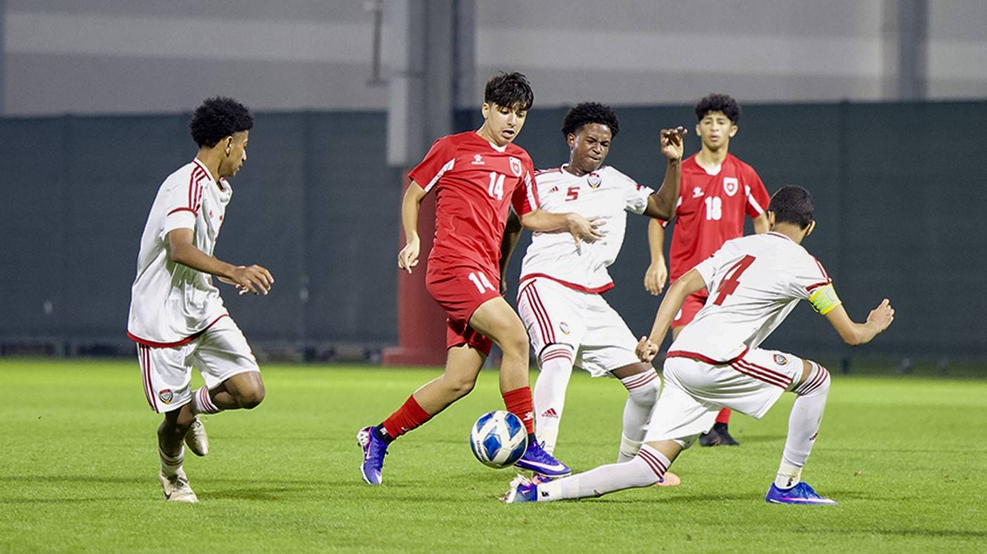المنتخب الوطني تـ14 عامًا يختتم معسكره التدريبي في الإمارات