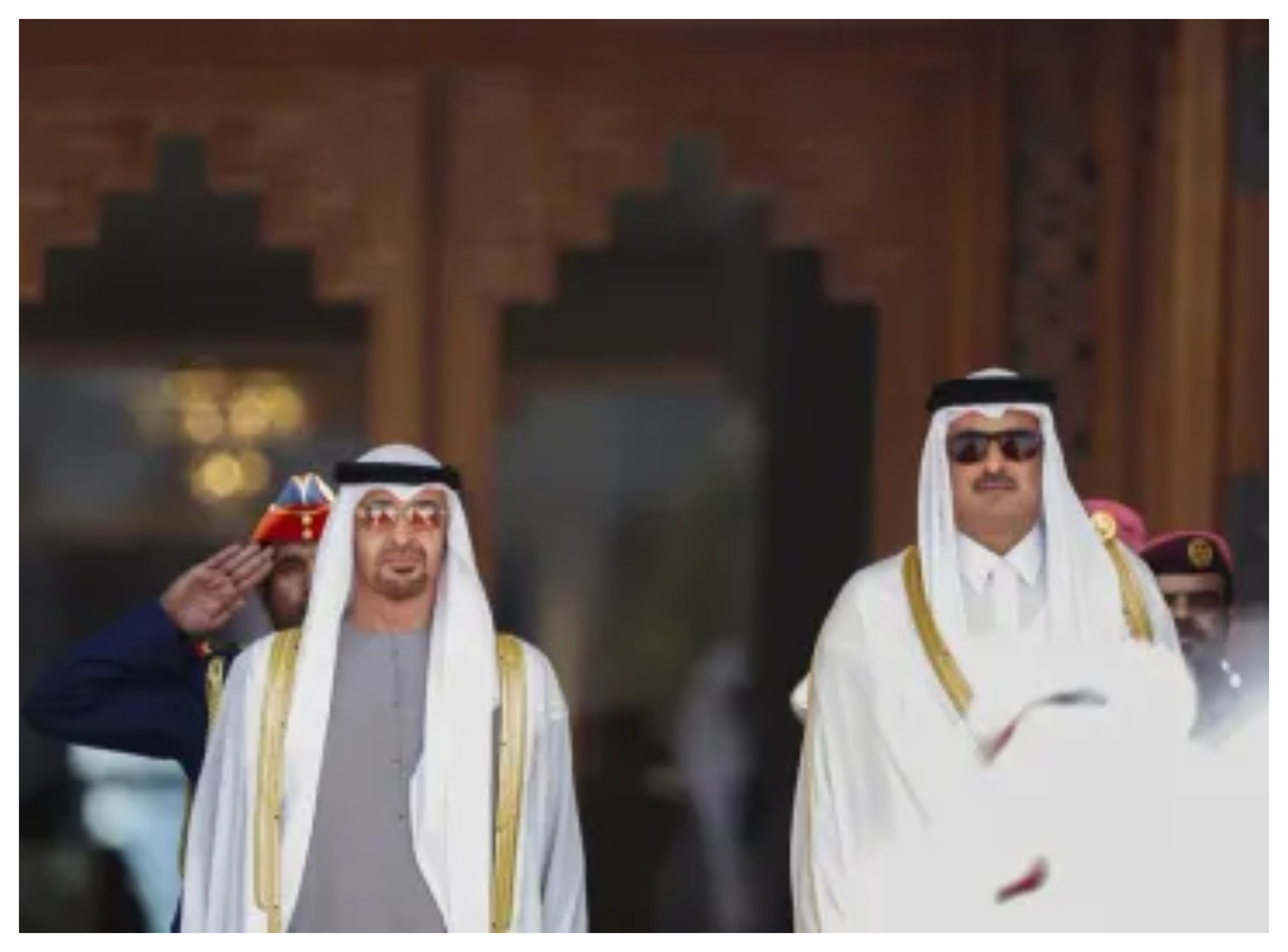 الأمير تميم يبحث مع رئيس الإمارات التنسيق المشترك لدعم أمن الإقليم