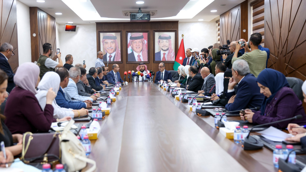 التربية النيابية: من المبكر الحكم على تجربة الحقول والمسار التقني لطلبة التوجيهي