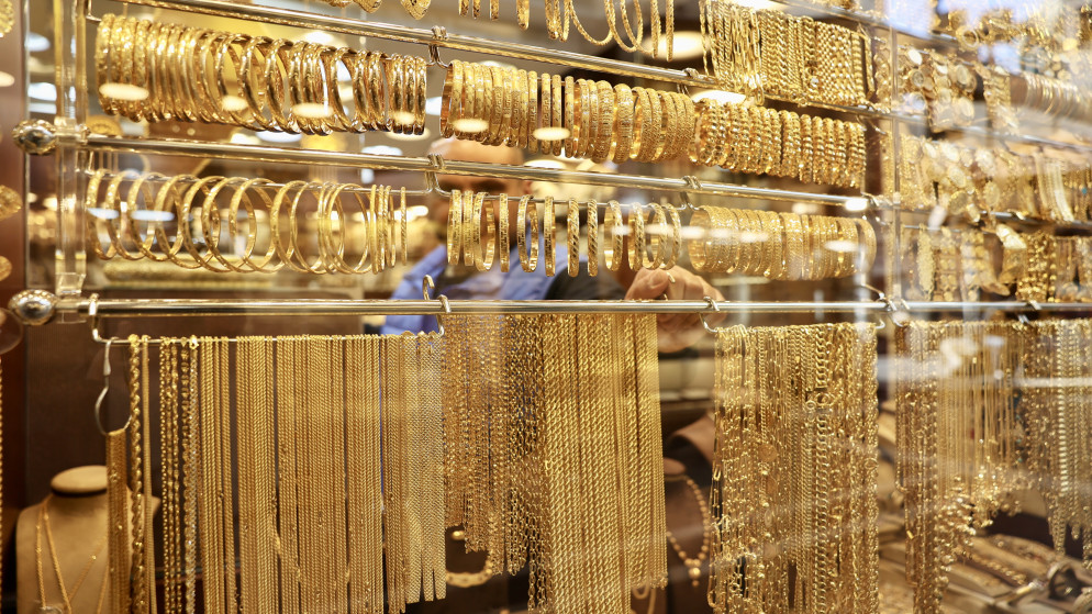 إرباك بسوق الذهب محلياً وثلاث تسعيرات صباحية