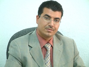 استئصال بؤر على الحبال الصوتية لرئيس بلدية الطفيلة خلال عملية جراحية 