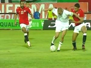 مونديال 2010 : الجزائر تسحق مصر بثلاثية