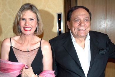  يسرا: تكفير عادل إمام كارثة للفن