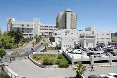 الأطباء: إدارة مستشفى الجامعة تستغل وزارة الصحة
