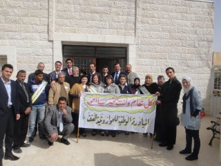  المبادرة الوطنية للحوار ونبذ العنف تزور دار رعاية المسنين