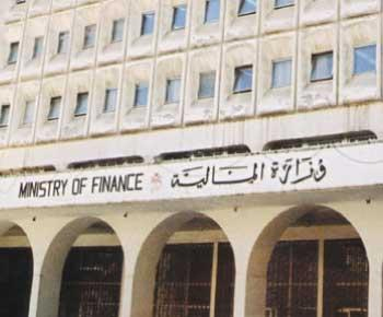 إرباك وتأخير في رواتب وزيادات المتقاعدين
