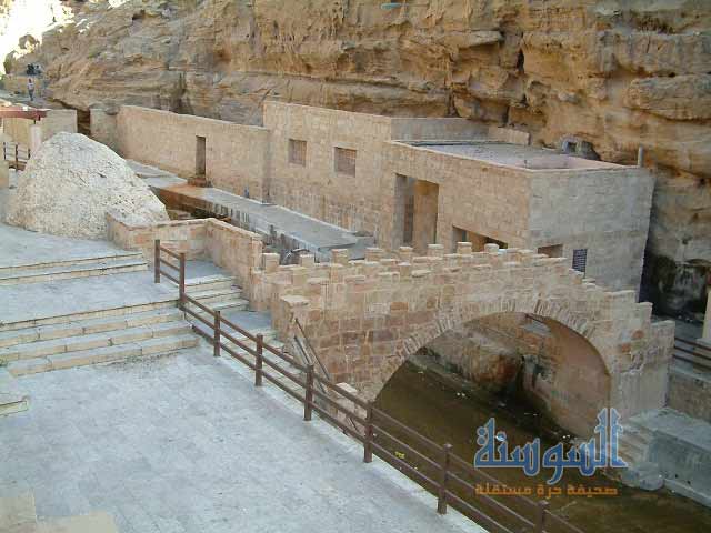 انارة الحمامات المعدنية في الطفيلة بعد مرور 70 عاما