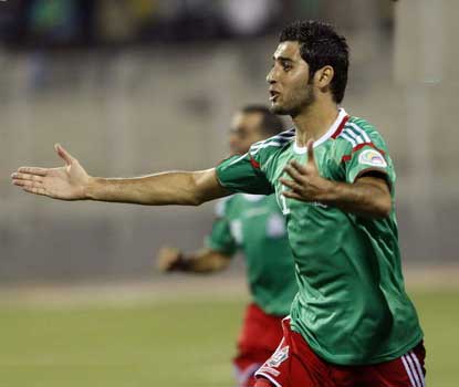 الوحدات يسحق ضيفه الهندي بخماسية