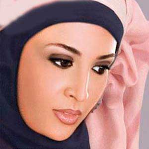  حنان ترك: أنا صوفية القلب ..  سلفية العقل ..  إخوانية الاتجاه  ..  صور