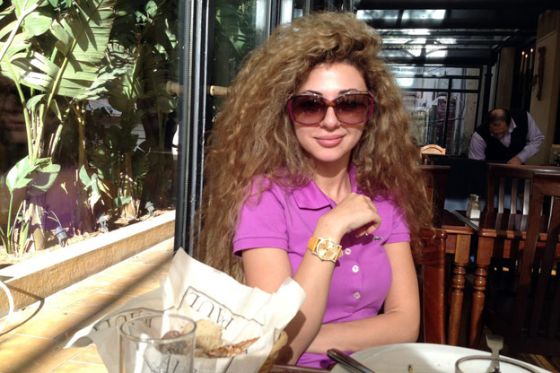  بالصور  ..  ميريام فارس تستقبل كلمات الغزل 