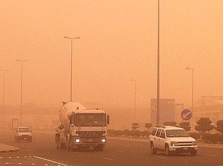 طقس مغبر الاربعاء ومعتدل الخميس والجمعة