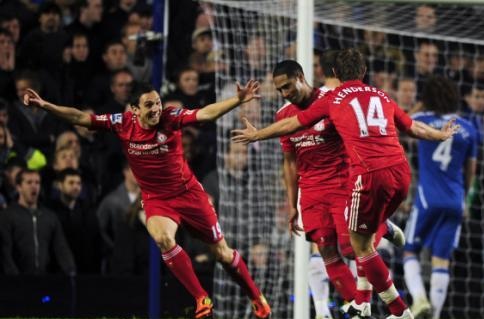 ليفربول وتشيلسي في نهائي الكبار السبت 