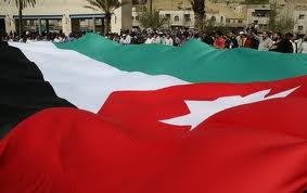 الأردنيون يحتفلون بعيد استقلال المملكة الـ66