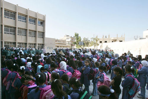 الطالب يكلف وزارة التربية 500 دينار سنويا 