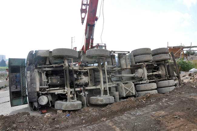 وفاة 4 مواطنين بحادث سير في الشونة الجنوبية 