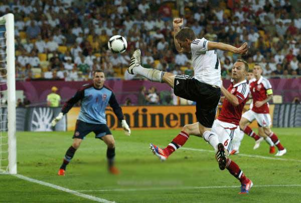 المانيا بالعلامة الكاملة لربع نهائي اليورو