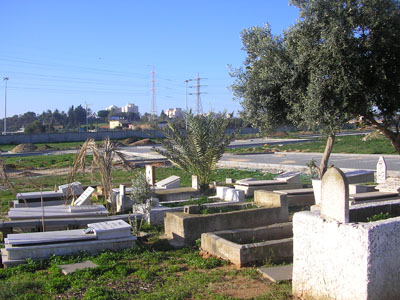 امانة عمان ترفع رسوم حجز القبور بنسبة %105