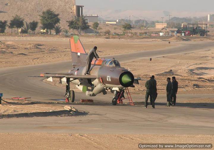 الاردن :  حمادة الطيار اللاجئ الوحيد  ..  والطائرة بيد الجيش