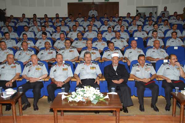 الدفاع المدني يحتفل بذكرى الإسراء والمعراج 
