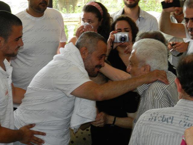  جورج وسوف يزور والديه ويحظى باستقبال حاشد  ..  صور 