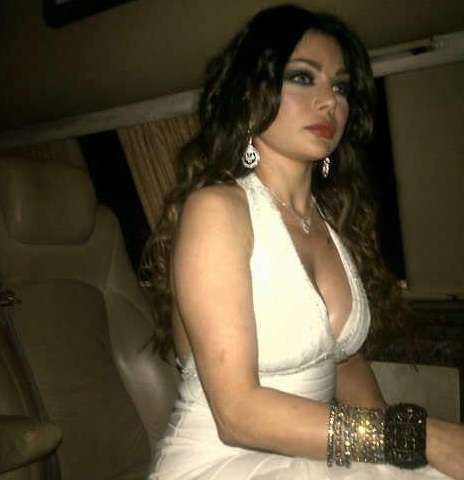  هيفاء تلهب الاتراك  ..  وتتلقى عروضا لحمل جنسيتهم  ..  فيديو وصور 
