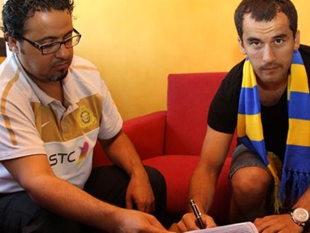 النصر يتعاقد مع الاوزبكي ملجنوف