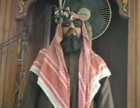  الشيخ المناعي : المسيرات غير جائزة شرعا