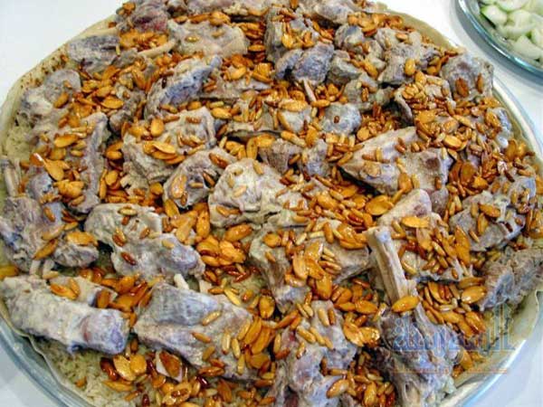 تجمع الكورة للاصلاح : الدولة تدار بالولائم