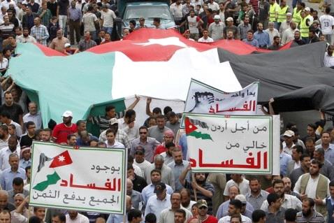 التجمع الوطني الحر: لابد من تعديلات دستورية جوهرية