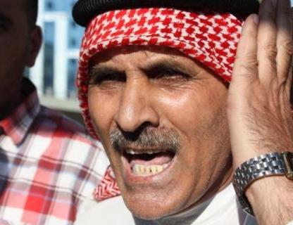 نشطاء يعتصمون للمطالبة بالافراج عن العجارمة