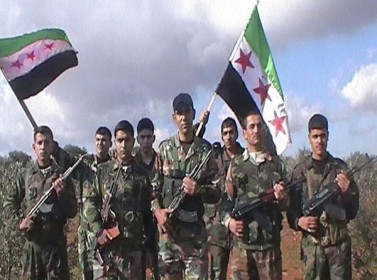 الجيش السوري الحر : الاردن يضيق على الضباط المنشقين
