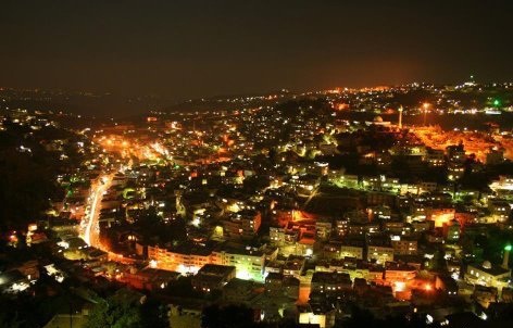 إصابتان إحداهما حرجة في مشاجرة عشائرية بالسلط 