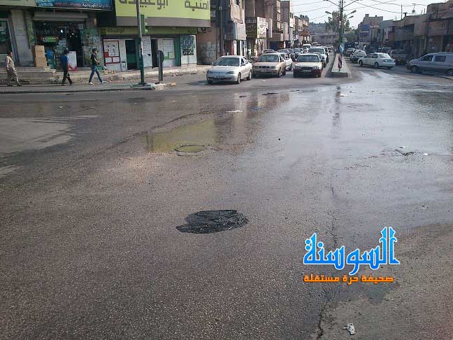  إربد : روائح فيضانات المجاري تتسبب باختناقات تنفسية !  ..  صور