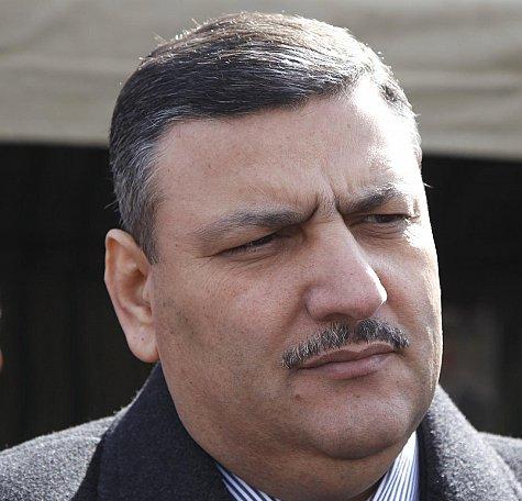 رئيس الوزراء السوري المنشق موجود في الاردن ولن يغادر الى قطر