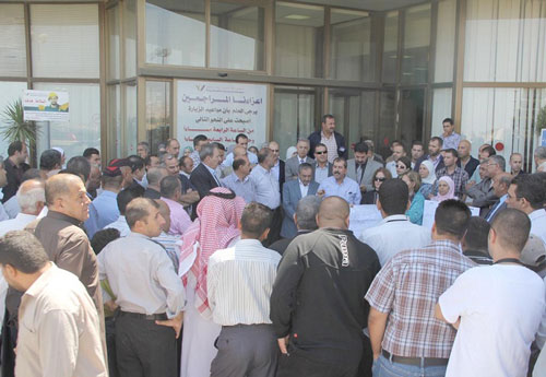 الحكومة متهمة باستهداف مستشفى الملك المؤسس