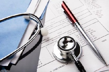 نقابة الممرضين تطالب بعدم دمج كليات تمريض 