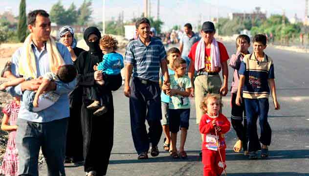 الحكومة : لن نغلق بابنا في وجه اللاجئين السوريين