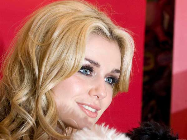 رزان مغربي : أنا فجعانة  ..  صور