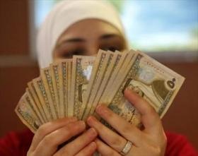  قرار بصرف مبكر للرواتب 