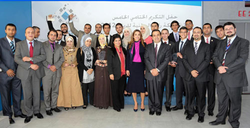 الملكة رانيا تكرم الفائزين بالجائزة الوطنية للريادة 2012