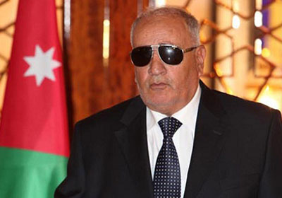 وزير الزراعة يجهش بالبكاء 