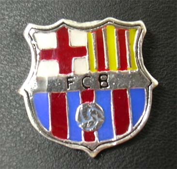 برشلونة يتعاقد مع ناشئ برازيلي من مواهب أحياء الصفيح