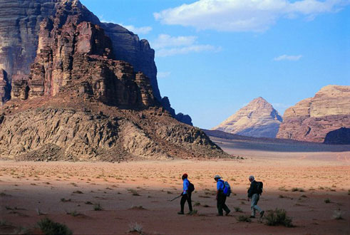 1.5 مليار دولار عائدات السياحة الأردنية بـ8 أشهر