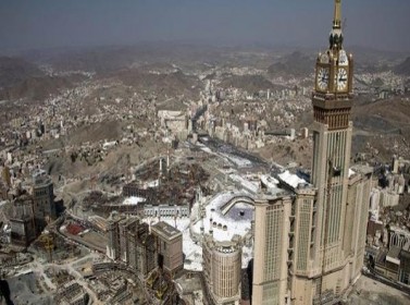 أكثر من 100 مليار دولار لإعادة تنظيم مكة